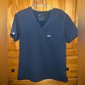 FIGS Women’s Scrub Set